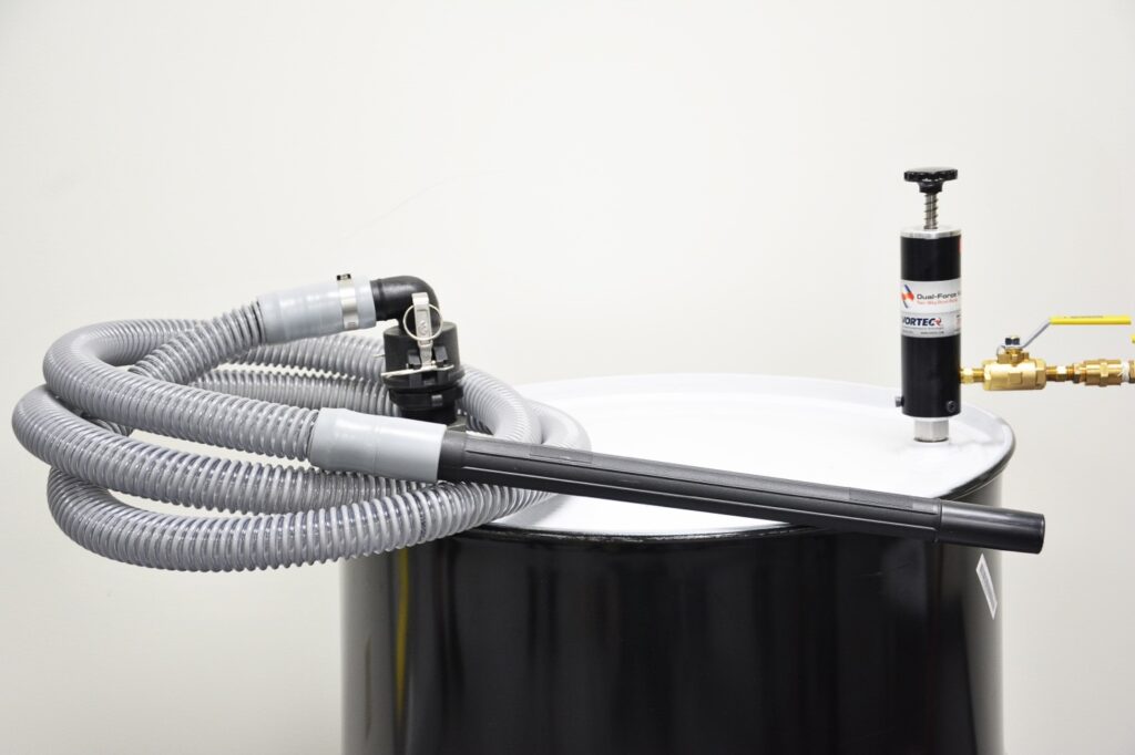 The Dual Force Vac Drum Pump handles liquids and can fill or empty a 200-liter drum.